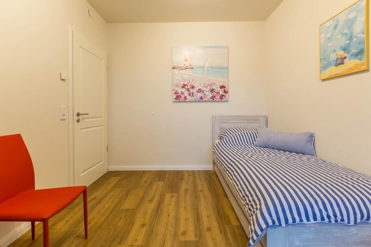 Ferienwohnung Buesumperle Rot Екстер'єр фото